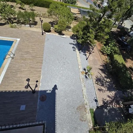 Kyrenia Boutique Residance 招待所 3*