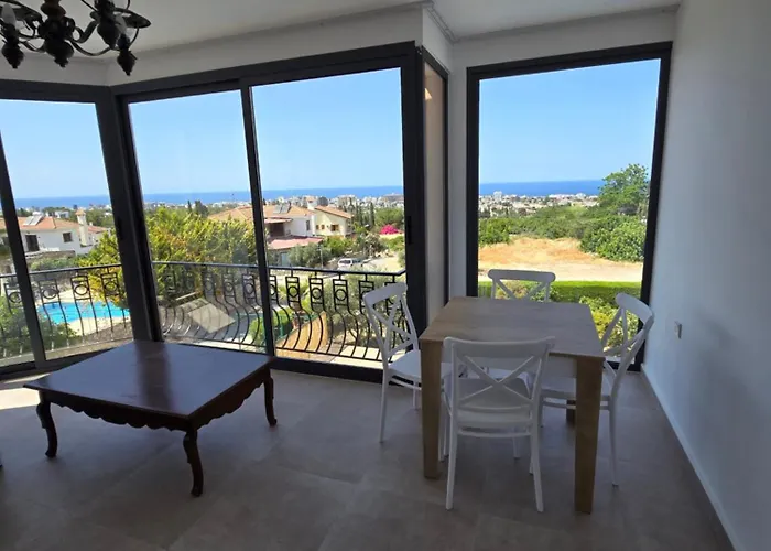 ゲストハウス Kyrenia Boutique Residance 4*