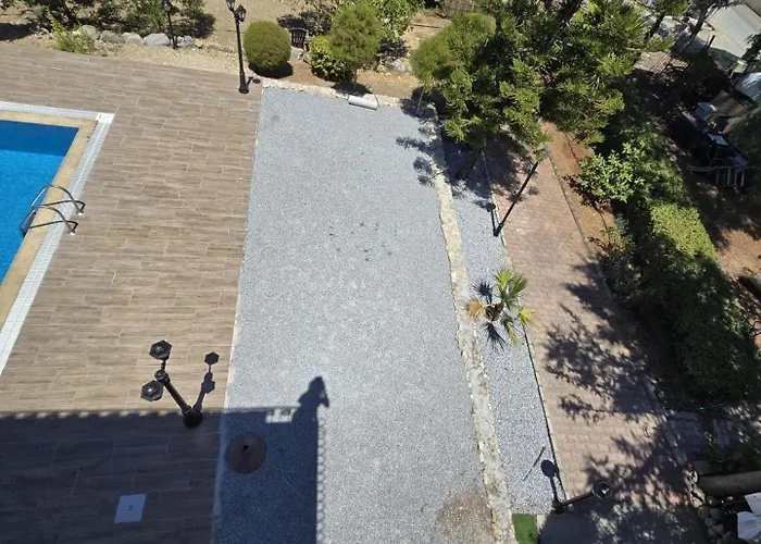 Kyrenia Boutique Residance Konukevi 4*