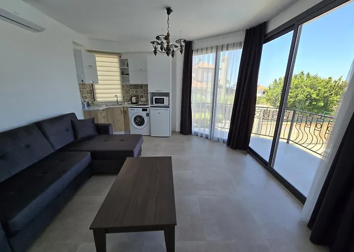 Kyrenia Boutique Residance ゲストハウス 4*