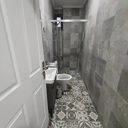 Kyrenia Boutique Residance 게스트하우스 4*