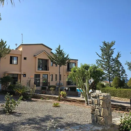 게스트하우스 Kyrenia Boutique Residance 4*