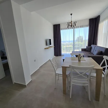 게스트하우스 Kyrenia Boutique Residance 4*